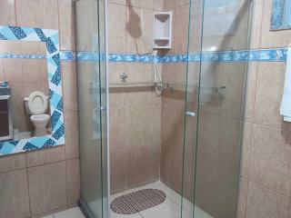 Casa confortável até 6 pessoas Praia Mangaratiba RJ - Mangaratiba - 3