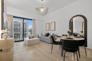 1BED in JVC by StayInHomes - 20 mins Business Bay - Parking - Pool - - 7