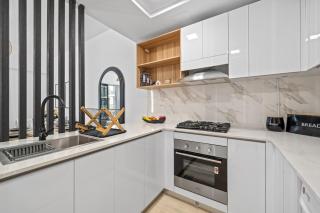 1BED in JVC by StayInHomes - 20 mins Business Bay - Parking - Pool - - 6