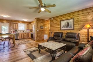 Happy Hollow Hideaway - Sevierville - 7