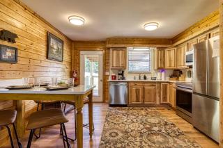 Happy Hollow Hideaway - Sevierville - 5