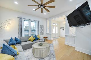 Near Zoo and Riverwalk Spacious Home with Heated Pool - San Antonio - 8