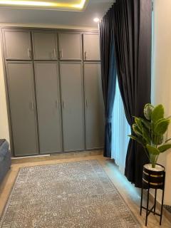 Royal Executive Apartment ( Two Bed Room) Executive Heights F11 Islamabad - Islamabad - 9