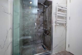 Luxury Stay with Panoramic Bosphorus View - 6