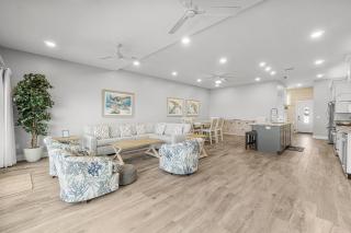 Beachside West Villa #2 by Emerald Coast Retreats - 8