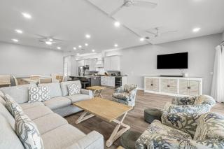 Beachside West Villa #2 by Emerald Coast Retreats - 7