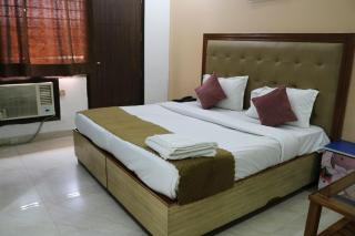 Vinayak Stay Sector 43 - Gurgaon - 8
