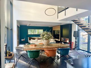 Villa with pool, petanque, large green space - 4