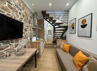 Laura s Luxury Loft - Mitilene - 8