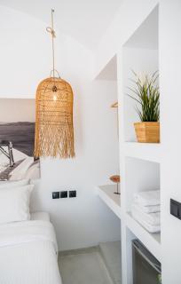 Cliff Aura Suites - Fira - 4