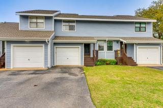 7 Mi to The Wharf Gem with Beach Access - 8