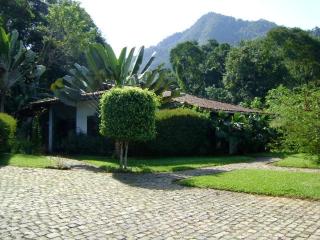 Casa de 730m2 no Exclusivo Condomínio Portogalo com Piscina Privada e Cais para iates de até 55 Pés - 4