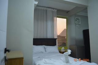 Rolan pyramids View - Il Cairo - 2