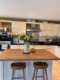 Contemporary Comfort in Historic Oxford - Oxford - 0