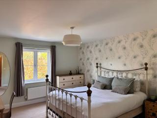 Contemporary Comfort in Historic Oxford - Oxford - 8