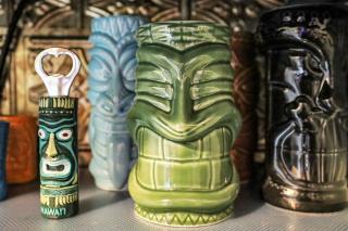 Surf & Sip Ocean View Tiki Style - Honolulu - 6