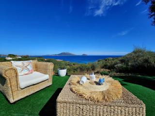 Splendida Villa Vista Mare Spiaggia privata - Golfo Aranci - 0