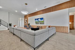 Gorgeous Paradiso Mansion Pool-Game-Room-Theater-3 - 3