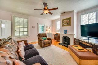 Historic Manor with Screened Porch in Elizabeth City - Elizabeth City - 8