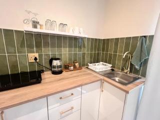 Seasons Inn Self-catering guesthouse - Bloemfontein - 5