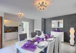 Villa Chiara 2 Bedroom, Private Pool, BBQ & Child-Friendly - Puntera - 1
