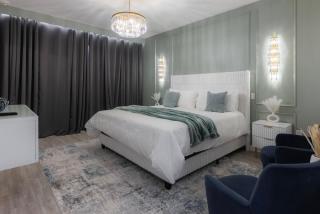 Brand New Home 8 BedroomsPoolSleeps 26 - 6