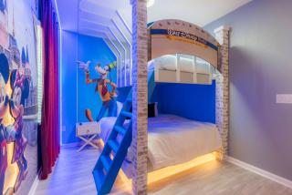 Brand New Home 8 BedroomsPoolSleeps 26 - 7