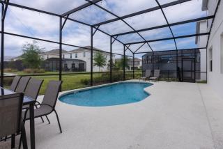 Brand New Home 8 BedroomsPoolSleeps 26 - 4