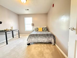 Stylish & Cozy Oasis near FAMU, FSU, Pool, Parking - Tallahassee - 6