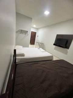 Apartamento 106 - Suíte com ar condicionado - 2