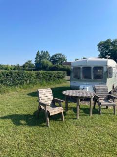 Vintage Caravan Annabelle - Waterfall - 0