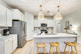 Beach Access Port St Joe Home with Screened Patio! - Saint Joe Beach - 3