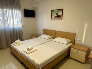 Thoma's K Studios - 7