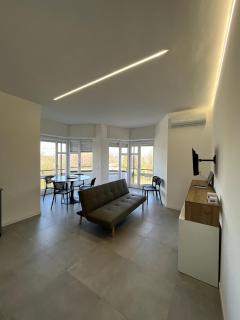 Lake view apartment - 9