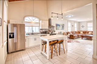 Gardens of Barons Creek - UNIT C - Fredericksburg - 0