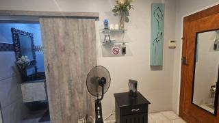 Family Home with Entertainment Area - Westville - 9
