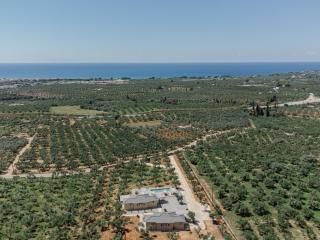 LIOSTASI luxury suites - 8