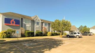 Motel 6 McAlester OK - South - McAlester - 2