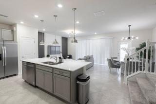 2026 Home 05 Bedrooms At Windsor Cay - 2