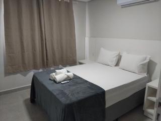 Apartamentos com Piscina a 700m da Praia de Taperapuan NVM - Porto Seguro - 2