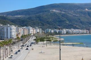 Holiday Apartment Central & Sea View - Vlorë - 2