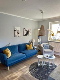 Garten, Terrasse und Kamin - Cozy Cottage 1 - Burg auf Fehmarn - 2