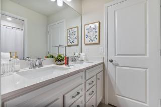 Brand NEW 10Bdrms7Bath Luxury - Orlando - 5
