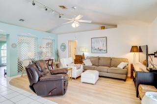 2 Mi to Water Sebastian Home with Heated Pool! - Sebastian - 6