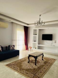 شقه عائلات بجوار مول العرب - 6th Of October - 9