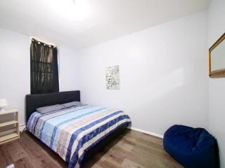 Chic 1BR Apartment with Easy Access to NYC - Jersey City - 2