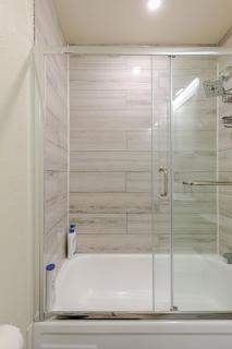 1 BD Boulder Getaway - Pets Allowed with Full Amenities - 5