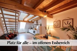 Helle 72qm Maisonette Altbau Wohnung im Herzen Erfurts mit Kingsize Bett, 45 Zoll Smart-TV, Nobilia Küche, 150Mbts WLAN - Nur ein kurzer Spaziergang zur Krämerbrücke - Kostenlose Parkplätze in Laufentfernung - Ausgewählte Empfehlungen für Erfurt inklusive - 2