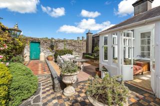 Historic Nile Lodge House , Galway City, sleeps up to 6 guests - Feevaghmore - 6