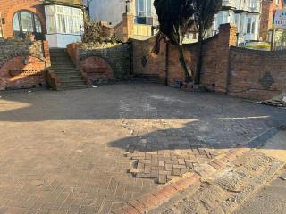 Spacious 6-Bedroom Home Near Aston Parking for 3-Vans 3-Showers 4-WCs M6 J6 City Centre Airport NEC Contractors Groups & Long Stay - 9